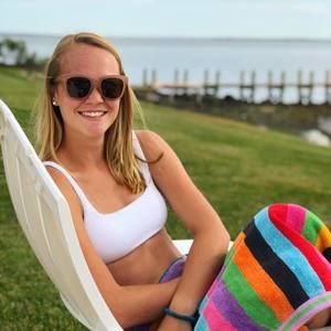 Meet your Posher, Lucy